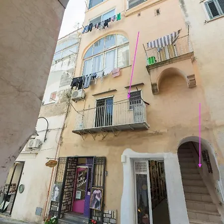 San Leonardo Apartment *